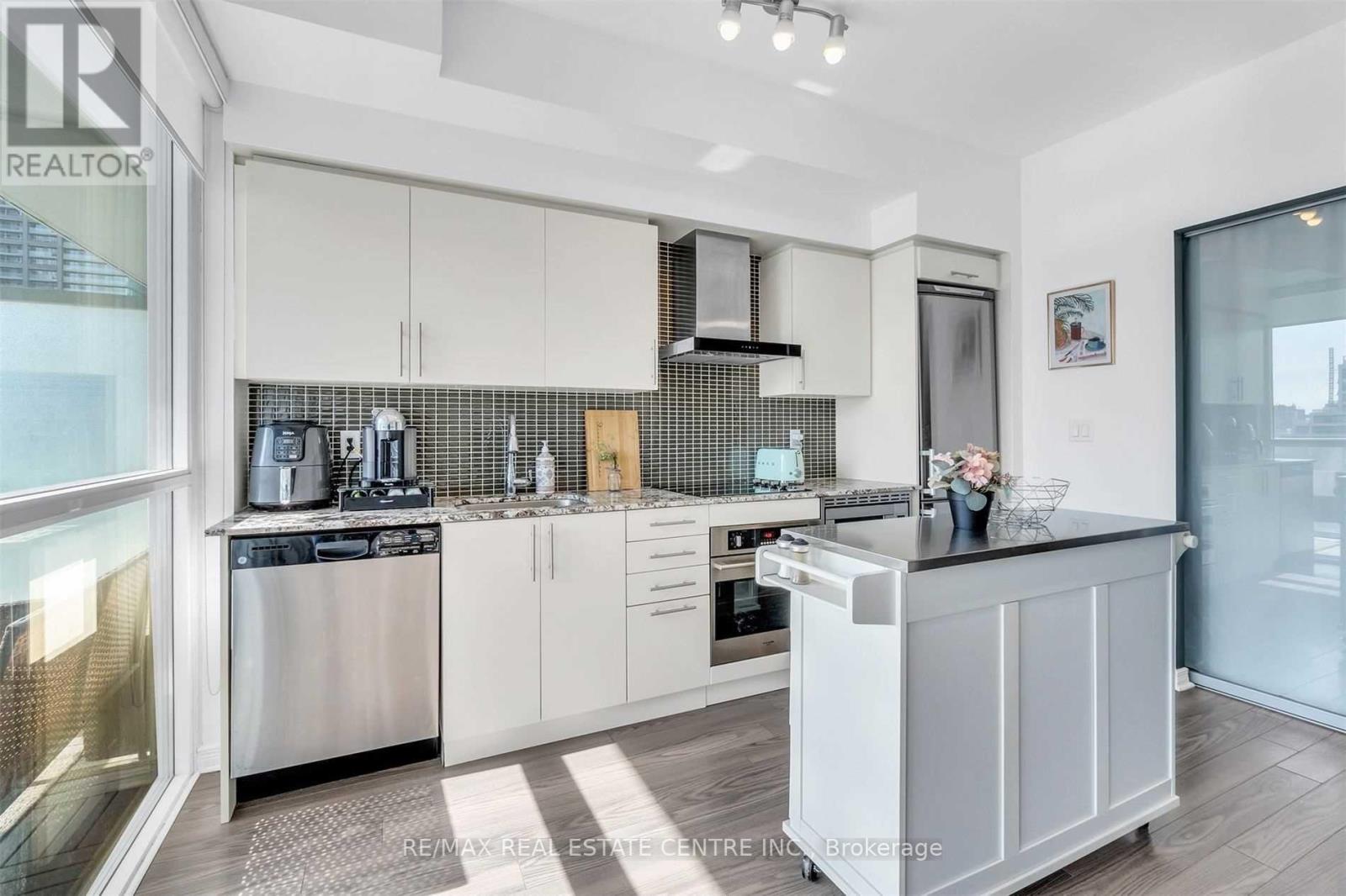 1413 - 352 Front Street W, Toronto, Ontario  M5V 0K3 - Photo 20 - C12299543