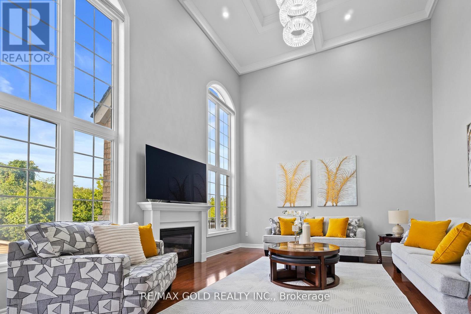 29 Tennant Drive, Brampton, Ontario  L6R 0G6 - Photo 16 - W12342509