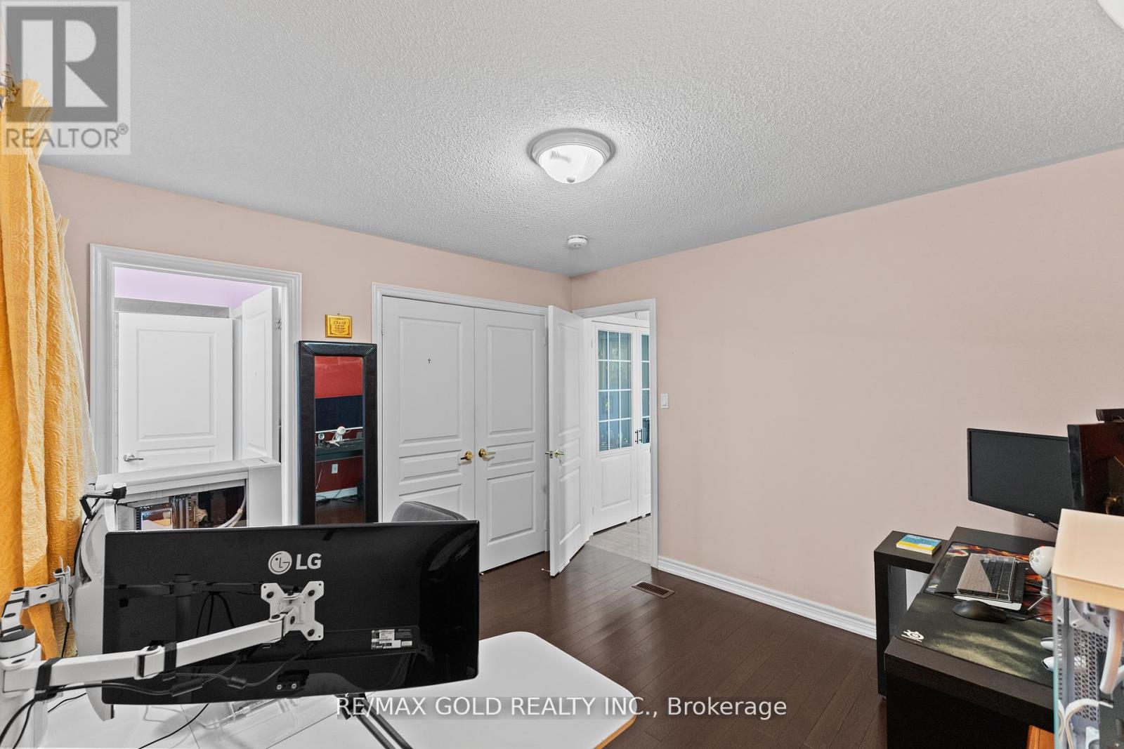 29 Tennant Drive, Brampton, Ontario  L6R 0G6 - Photo 32 - W12342509