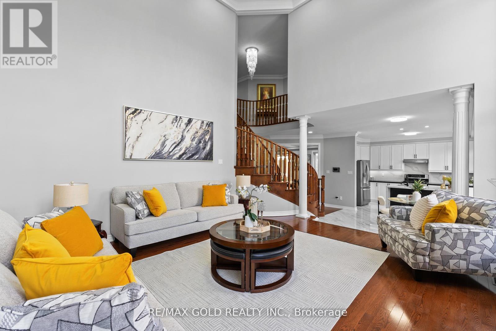 29 Tennant Drive, Brampton, Ontario  L6R 0G6 - Photo 17 - W12342509