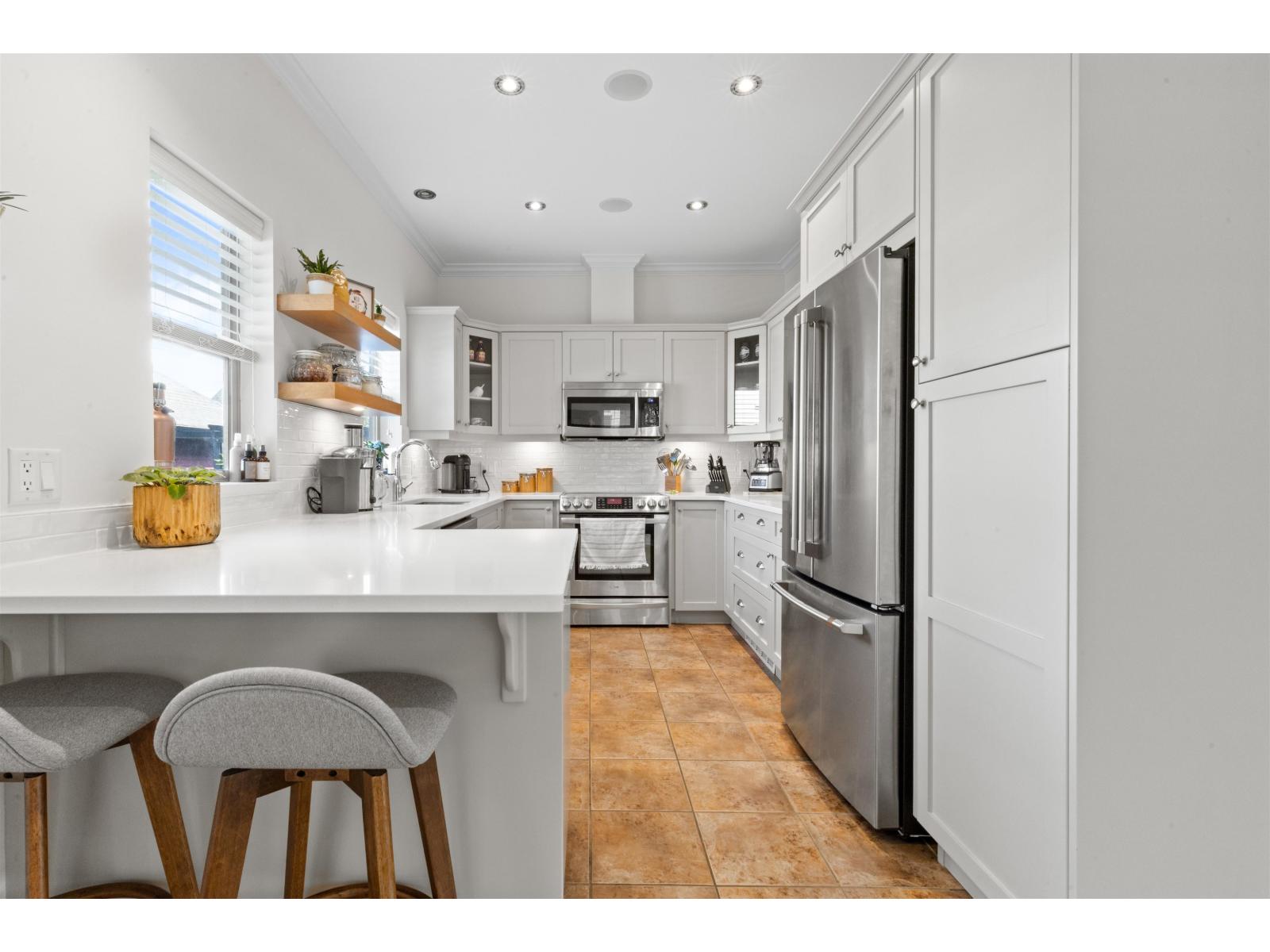 45106 Nicomen Crescent, Garrison Crossing, Chilliwack, British Columbia  V2R 0R7 - Photo 11 - R3047612