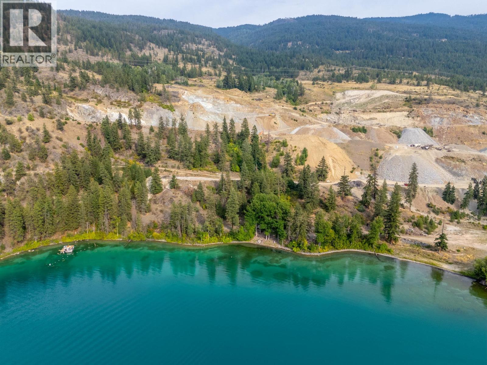 15799 Sawmill Road, Lake Country, British Columbia  V4V 2E2 - Photo 4 - 10362961