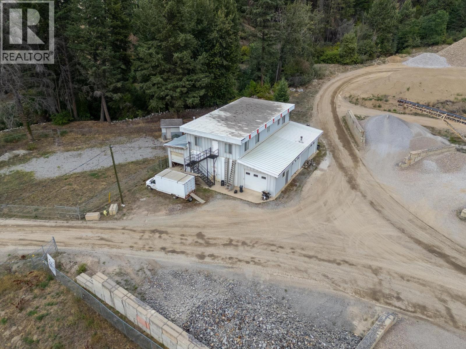 15799 Sawmill Road, Lake Country, British Columbia  V4V 2E2 - Photo 47 - 10362961