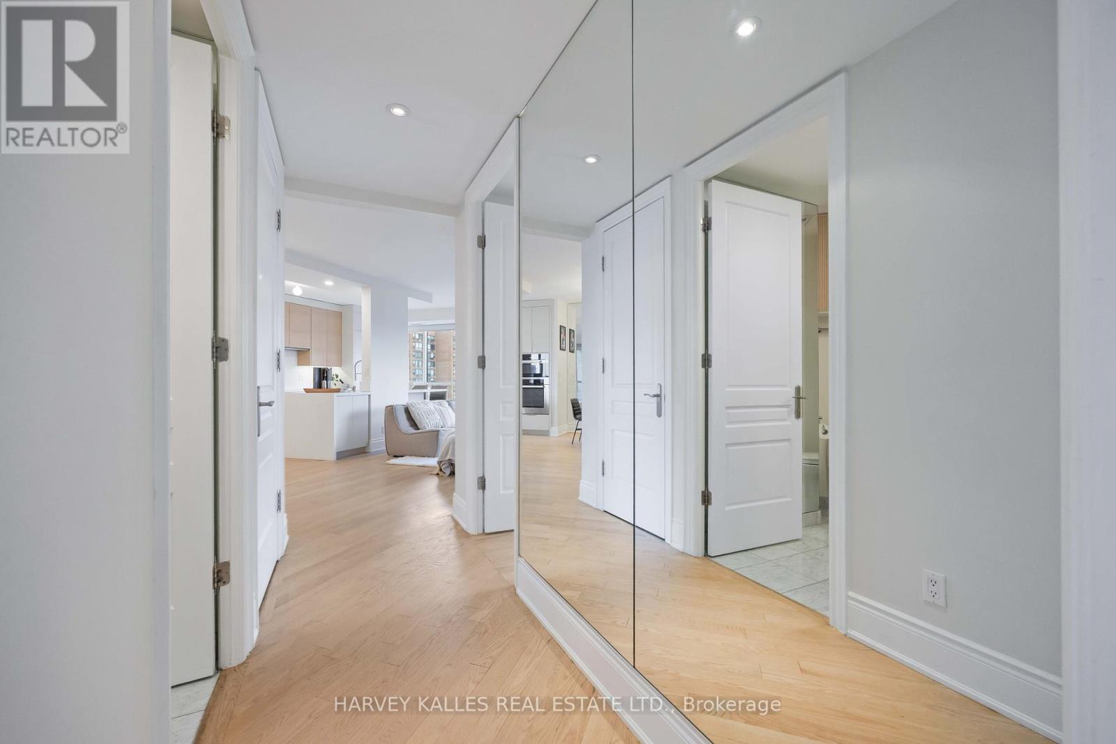 1403 - 10 Bellair Street, Toronto (Annex), Ontario  M5R 3T8 - Photo 29 - C12405021