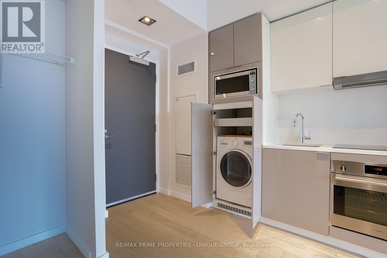 2603 - 170 Bayview Avenue, Toronto (Moss Park), Ontario  M5A 0M4 - Photo 24 - C12405037
