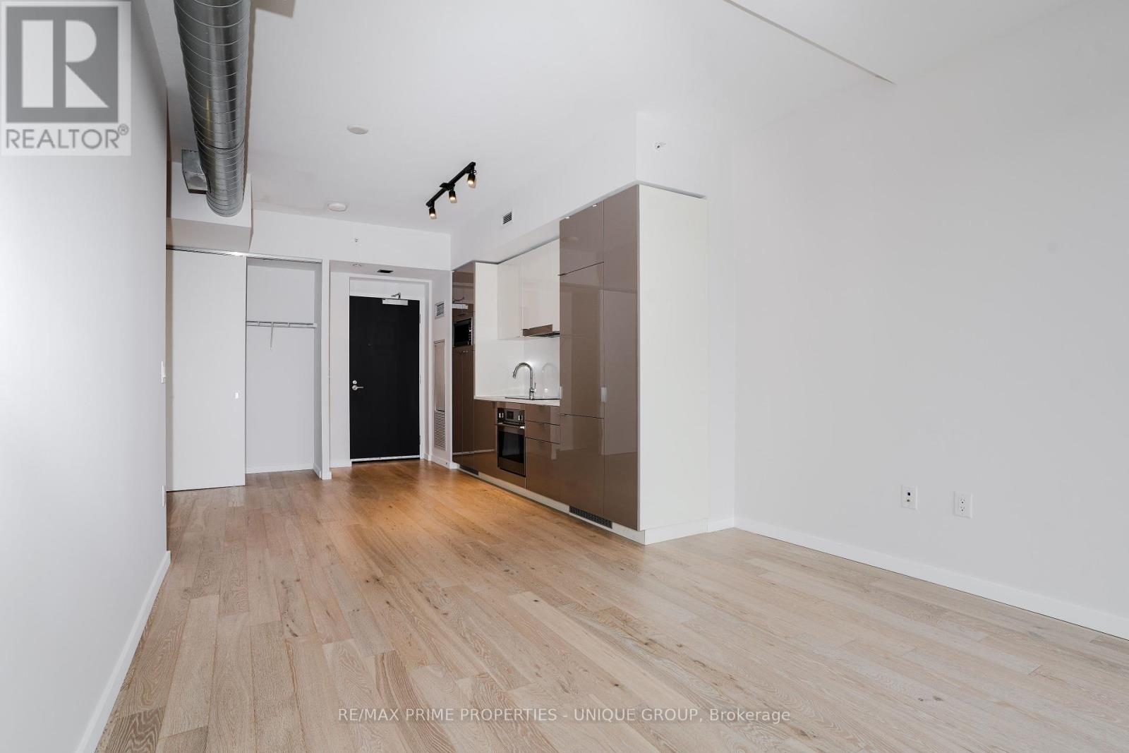 2603 - 170 Bayview Avenue, Toronto (Moss Park), Ontario  M5A 0M4 - Photo 7 - C12405037