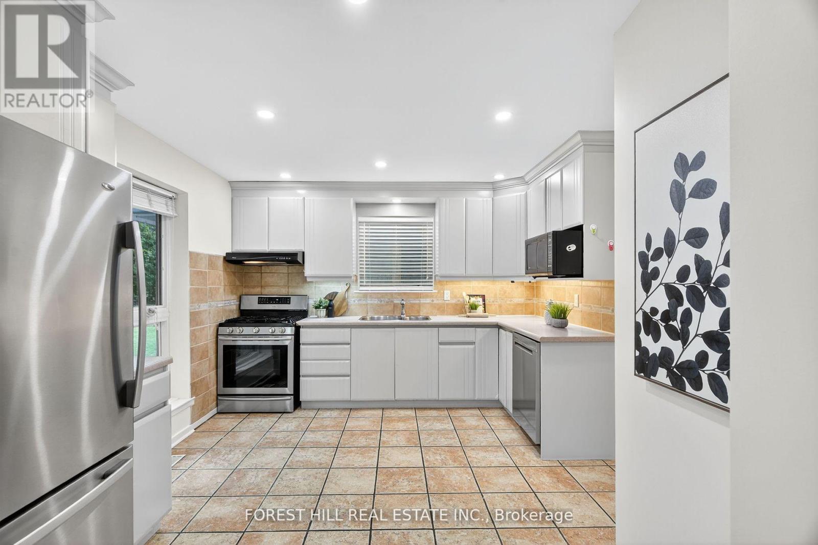 187 - 19 Snowshoe Mill Way, Toronto (St. Andrew-Windfields), Ontario  M2L 1T4 - Photo 5 - C12405040