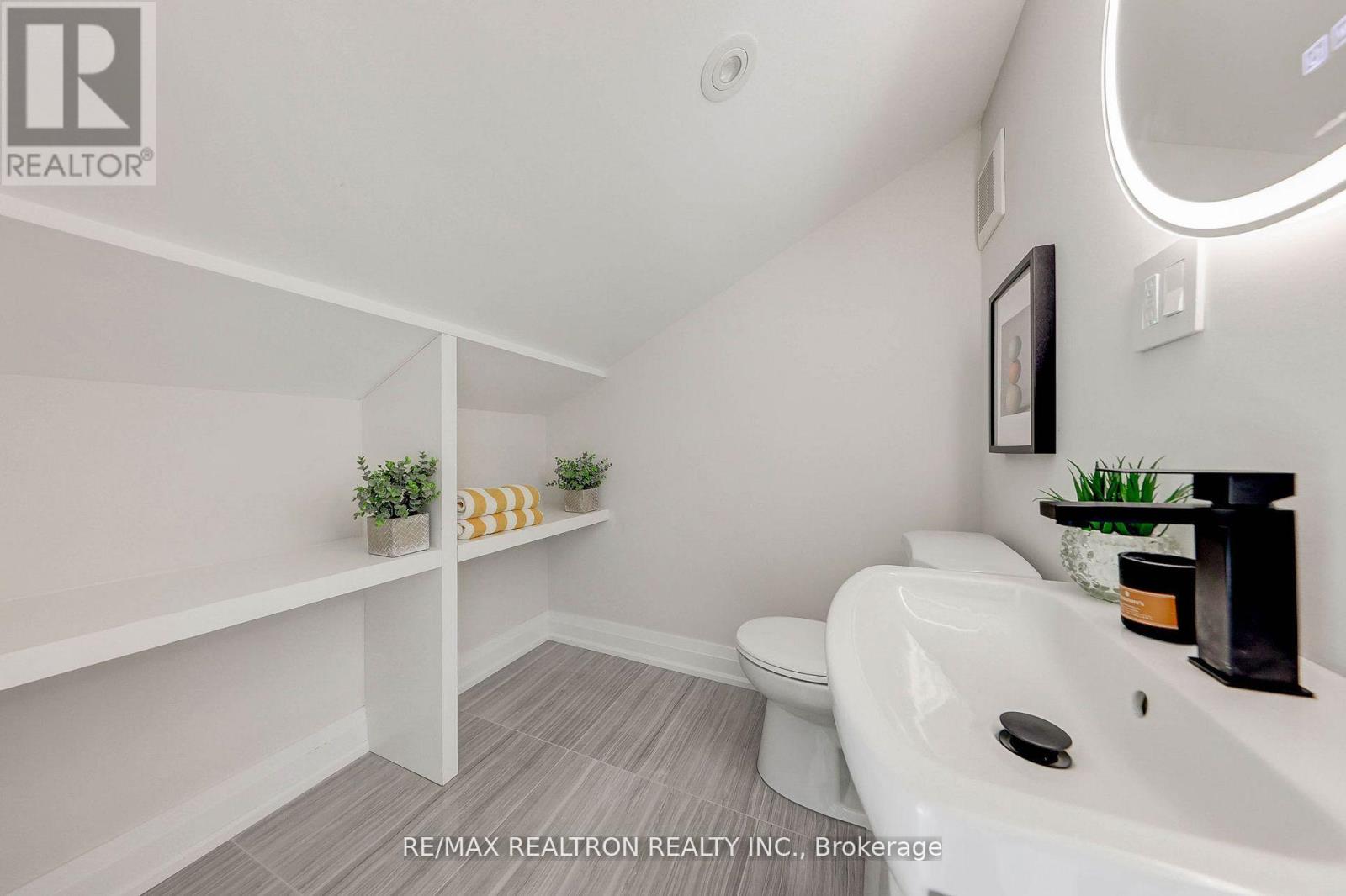 523 Briar Hill Avenue, Toronto, Ontario  M5N 1N1 - Photo 26 - C12405094