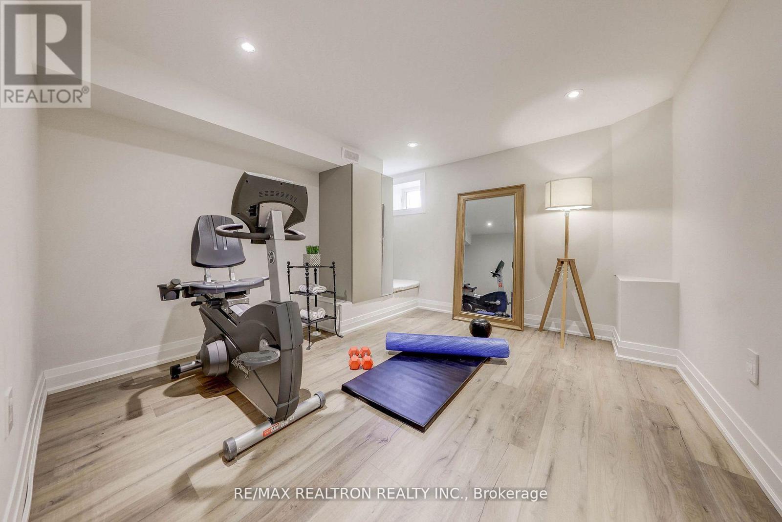 523 Briar Hill Avenue, Toronto, Ontario  M5N 1N1 - Photo 30 - C12405094