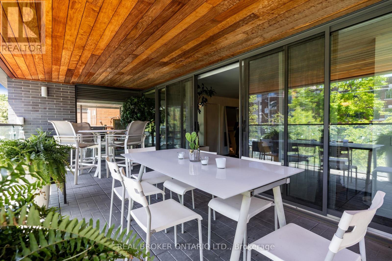 201 - 500 Wellington Street W, Toronto (Waterfront Communities), Ontario  M5V 1E3 - Photo 27 - C12405152