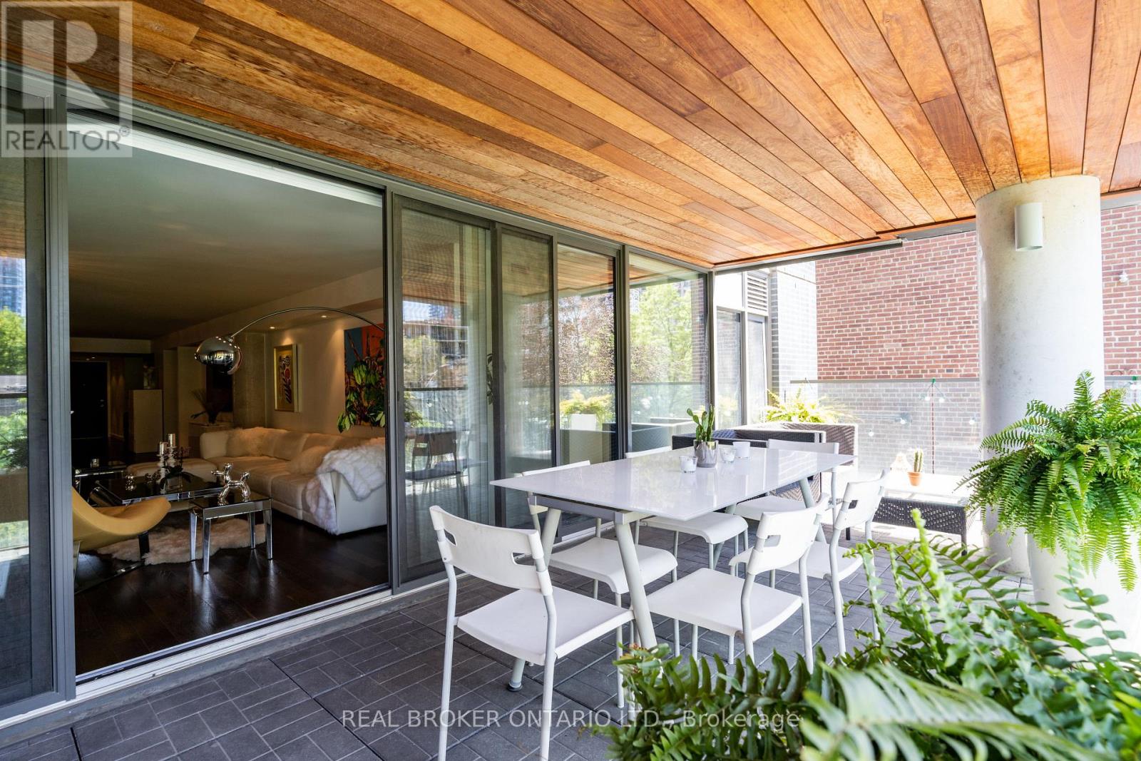 201 - 500 Wellington Street W, Toronto (Waterfront Communities), Ontario  M5V 1E3 - Photo 30 - C12405152