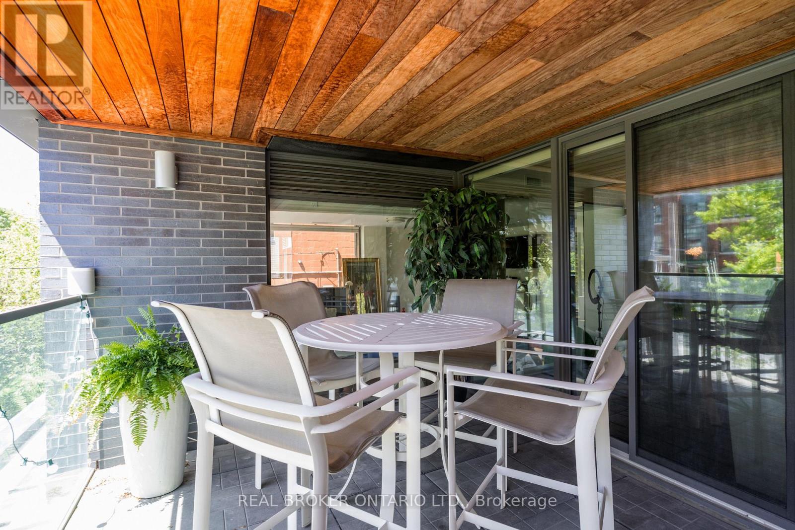 201 - 500 Wellington Street W, Toronto (Waterfront Communities), Ontario  M5V 1E3 - Photo 31 - C12405152