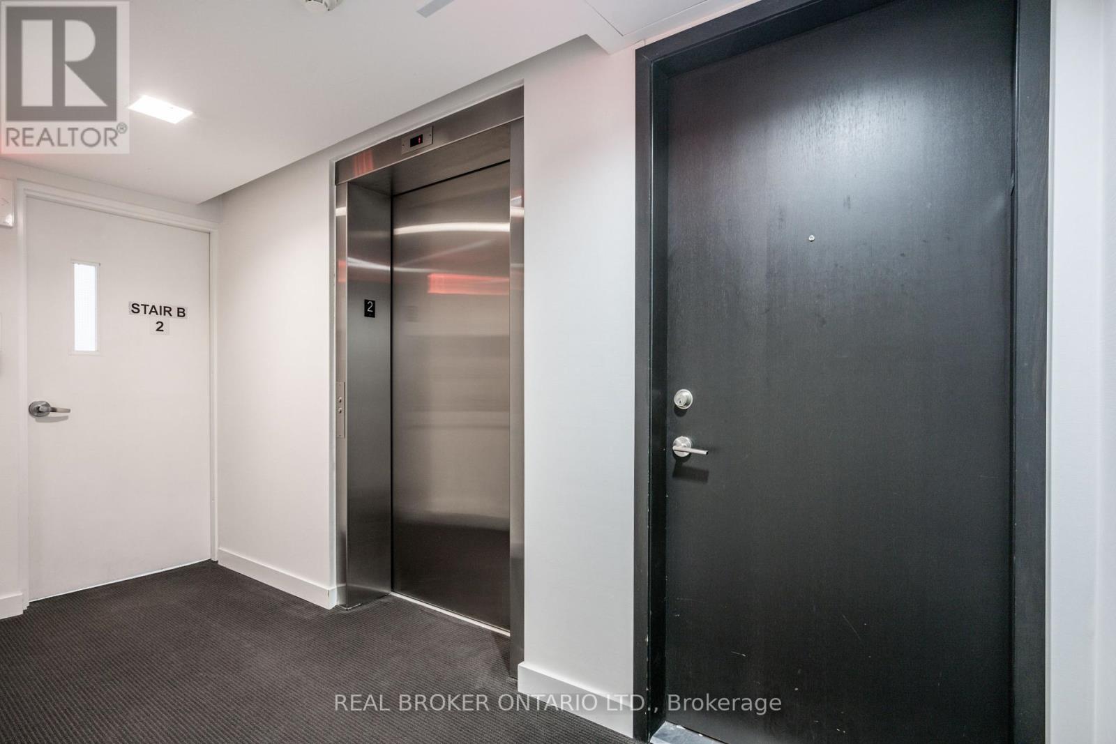 201 - 500 Wellington Street W, Toronto (Waterfront Communities), Ontario  M5V 1E3 - Photo 4 - C12405152