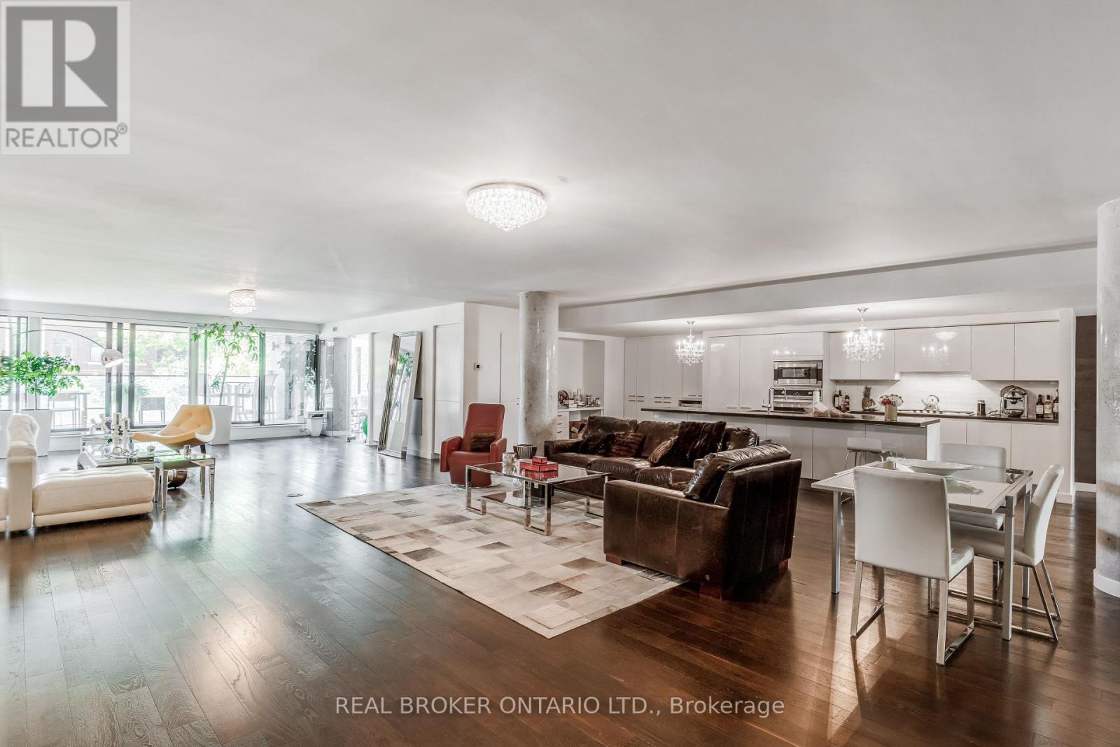 201 - 500 Wellington Street W, Toronto (Waterfront Communities), Ontario  M5V 1E3 - Photo 7 - C12405152