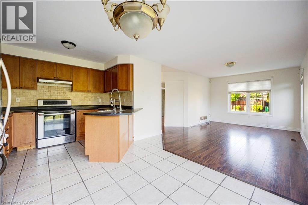 14 Yvonne Drive, Brampton, Ontario  L7A 3N5 - Photo 15 - 40770097