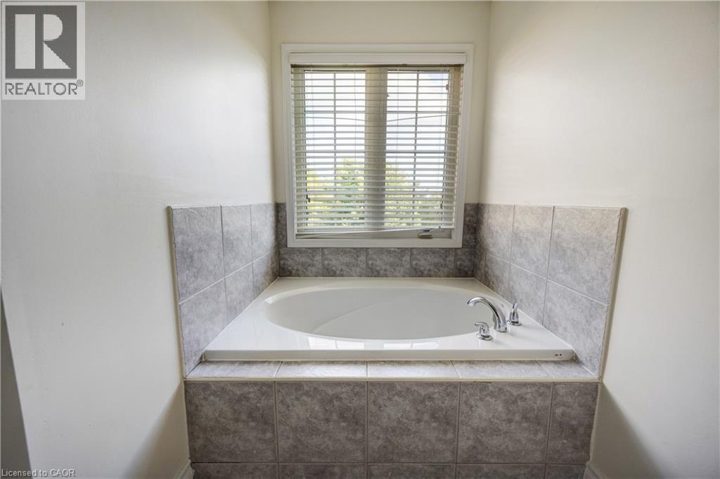 14 Yvonne Drive, Brampton, Ontario  L7A 3N5 - Photo 33 - 40770097