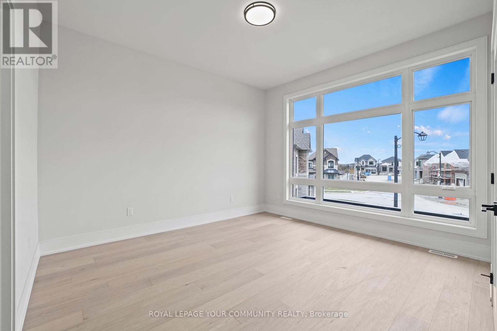 2 Bunn Court, Aurora, Ontario  L4G 0G6 - Photo 33 - N12405078