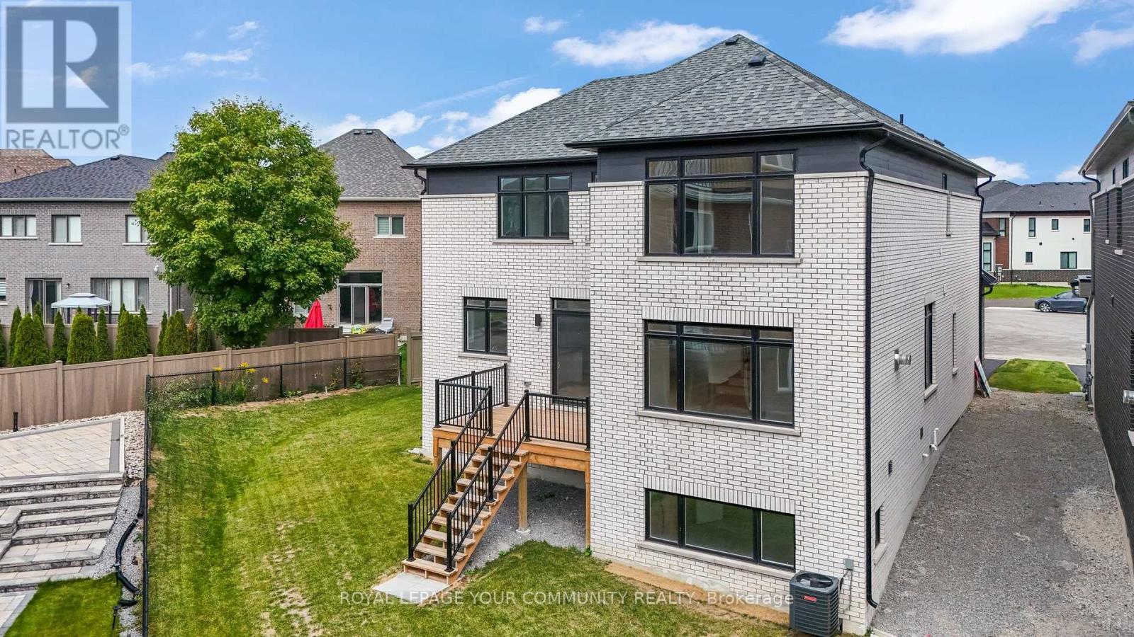 2 Bunn Court, Aurora, Ontario  L4G 0G6 - Photo 39 - N12405078