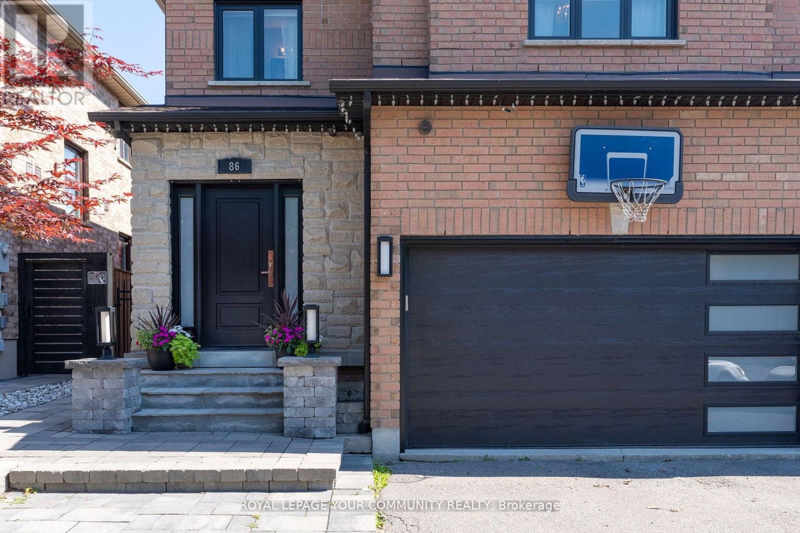 86 Corkwood Crescent, Vaughan, Ontario  L6A 3B4 - Photo 2 - N12405090