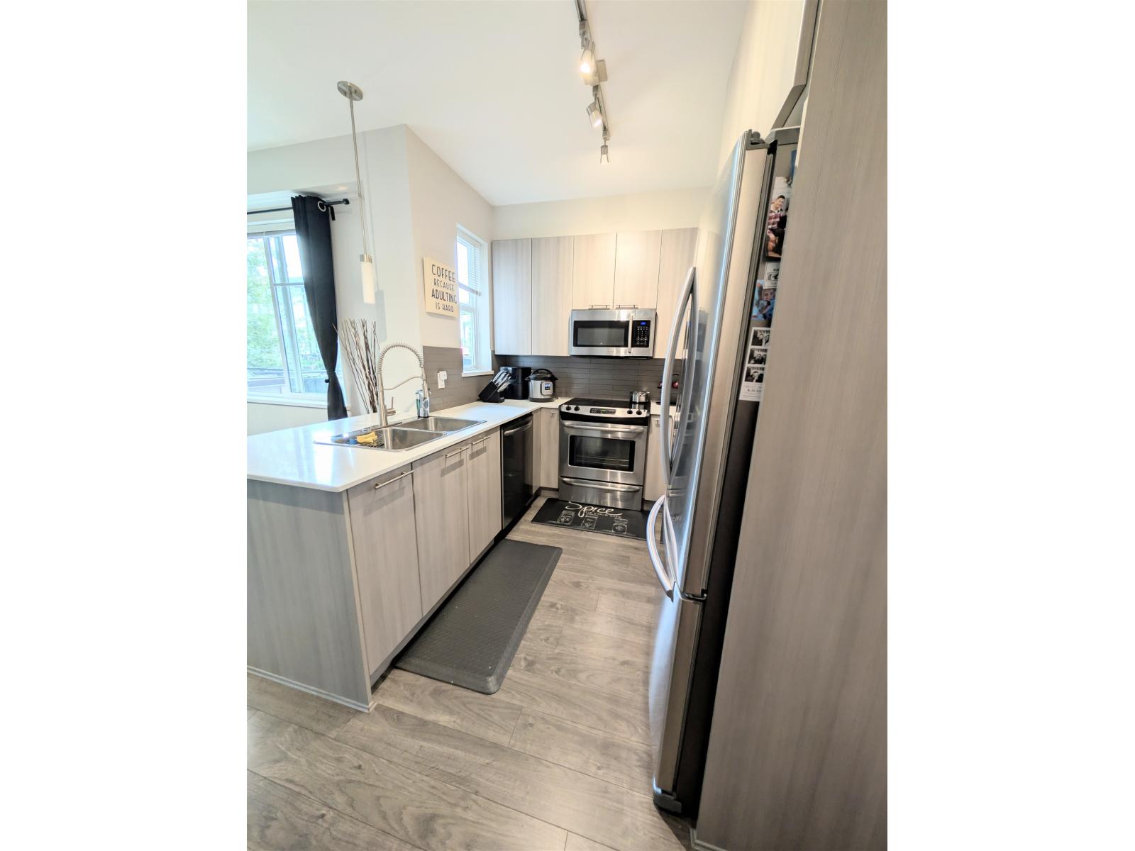 113 19433 68 Avenue, Surrey, British Columbia  V4N 6M8 - Photo 4 - R3047986