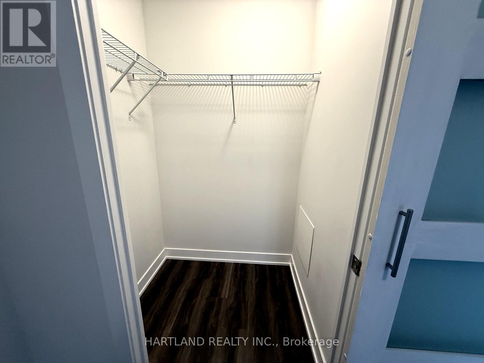 2109 - 4130 Parkside Village Drive, Mississauga, Ontario L5B 3M8 - Photo 14 - W12405101