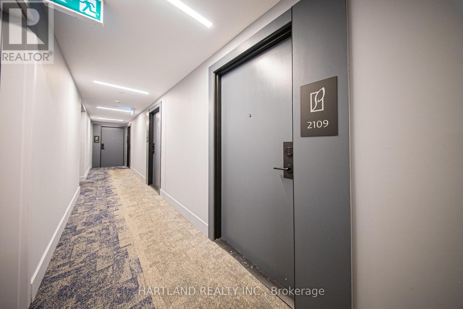 2109 - 4130 Parkside Village Drive, Mississauga, Ontario L5B 3M8 - Photo 6 - W12405101