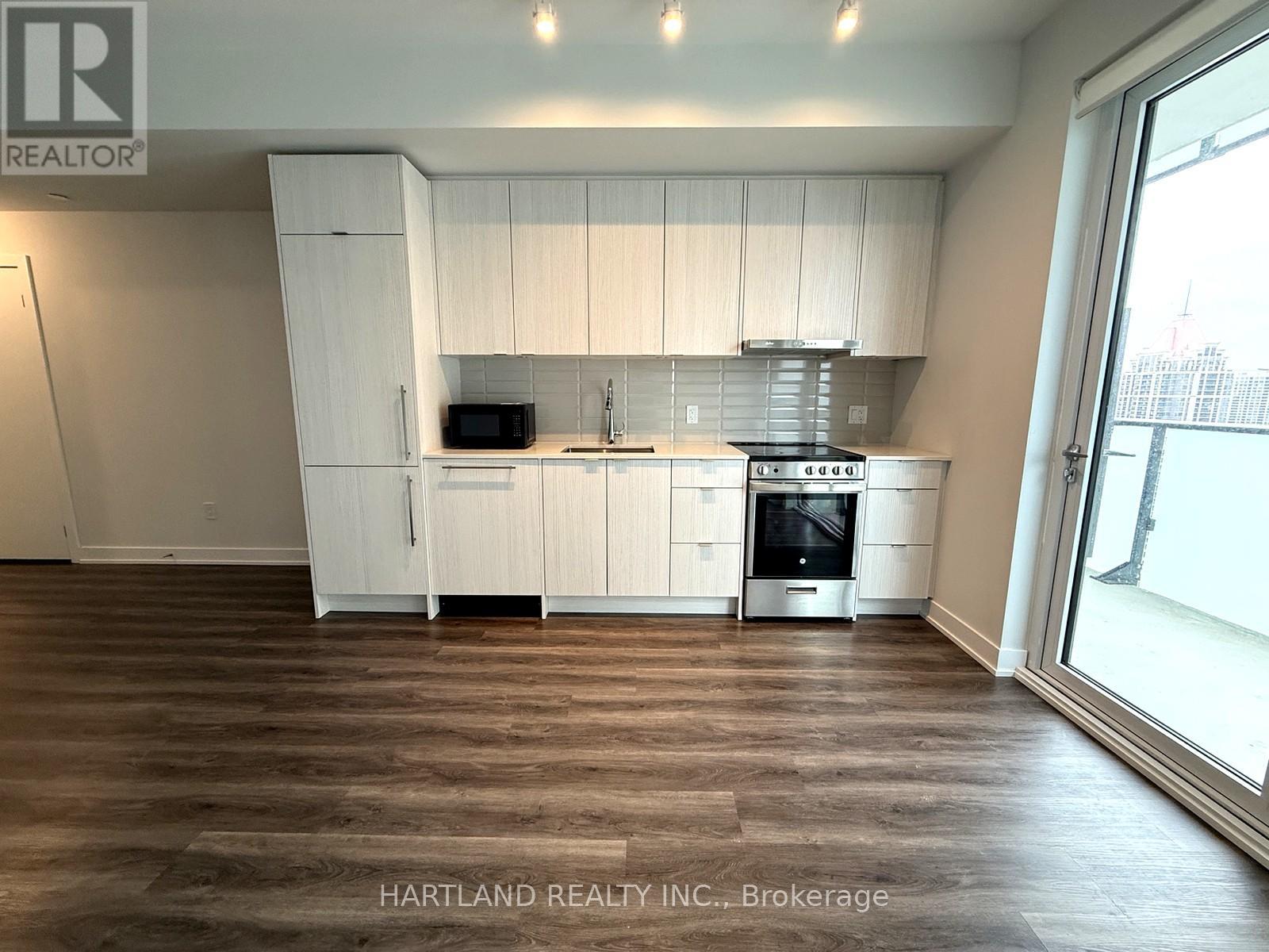 2109 - 4130 Parkside Village Drive, Mississauga, Ontario L5B 3M8 - Photo 8 - W12405101