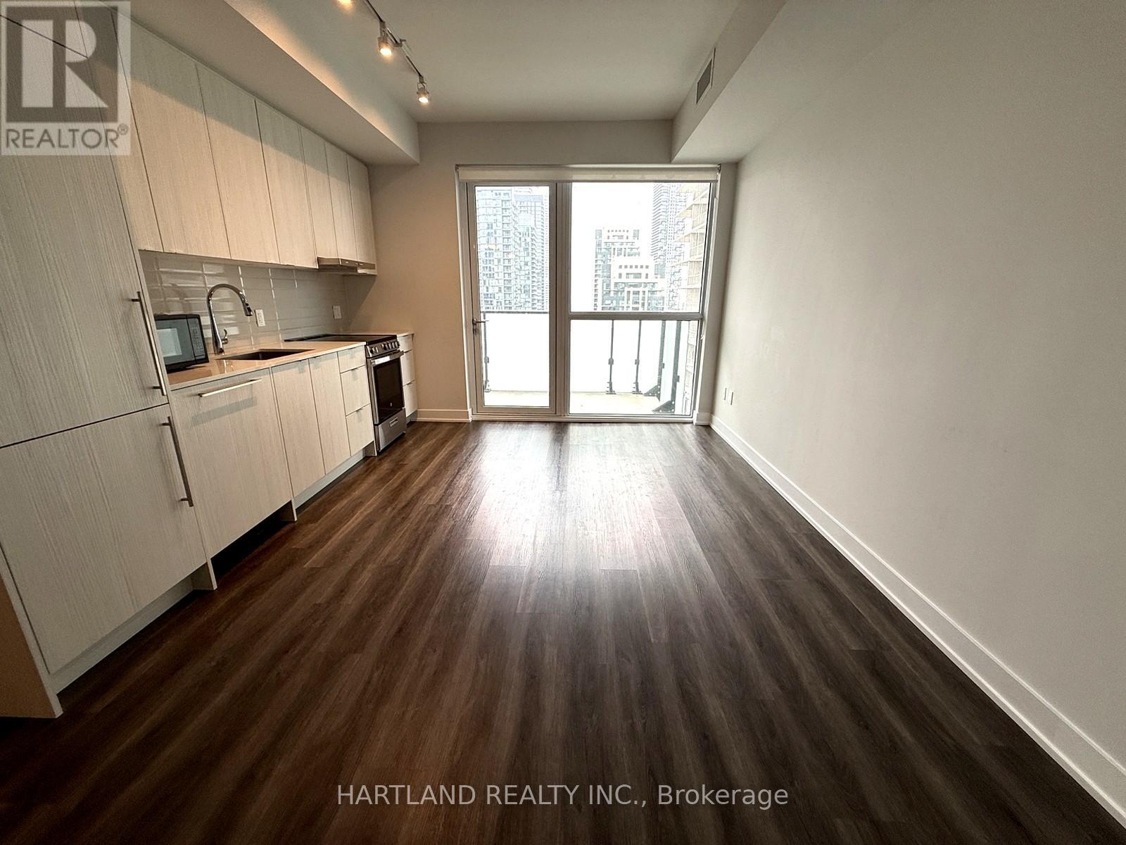 2109 - 4130 Parkside Village Drive, Mississauga, Ontario L5B 3M8 - Photo 9 - W12405101