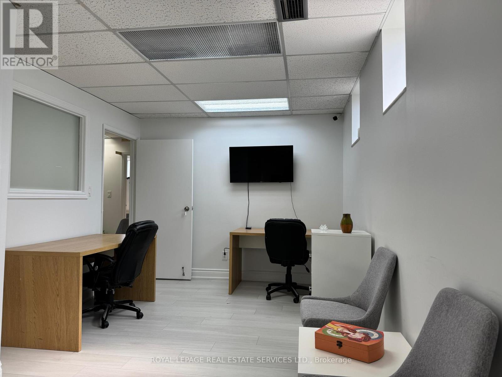 1 (Lower Rooms) - 3173 Erindale Station Road, Mississauga, Ontario  L5C 1Y5 - Photo 5 - W12405107