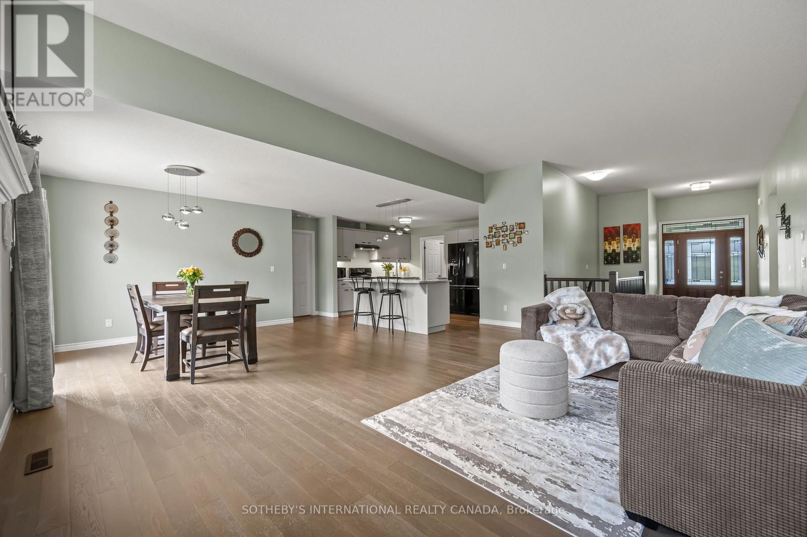 57 Lock Street, East Zorra-Tavistock, Ontario  N0J 1M0 - Photo 14 - X12405034