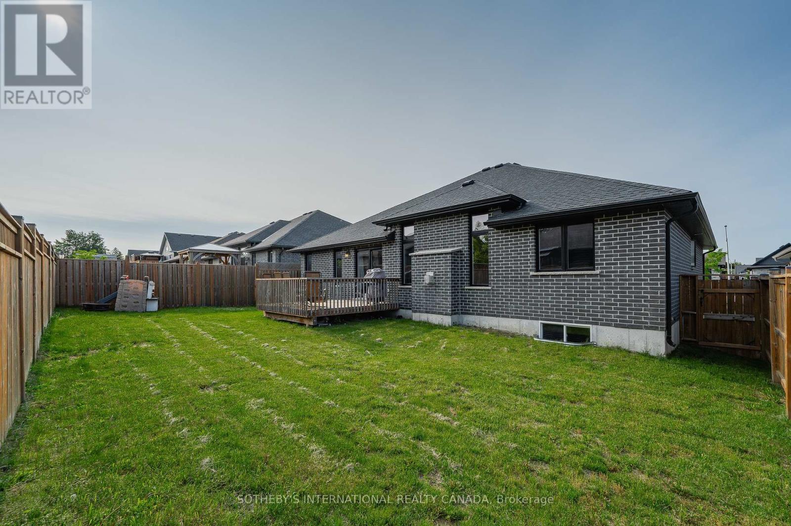 57 Lock Street, East Zorra-Tavistock, Ontario  N0J 1M0 - Photo 45 - X12405034