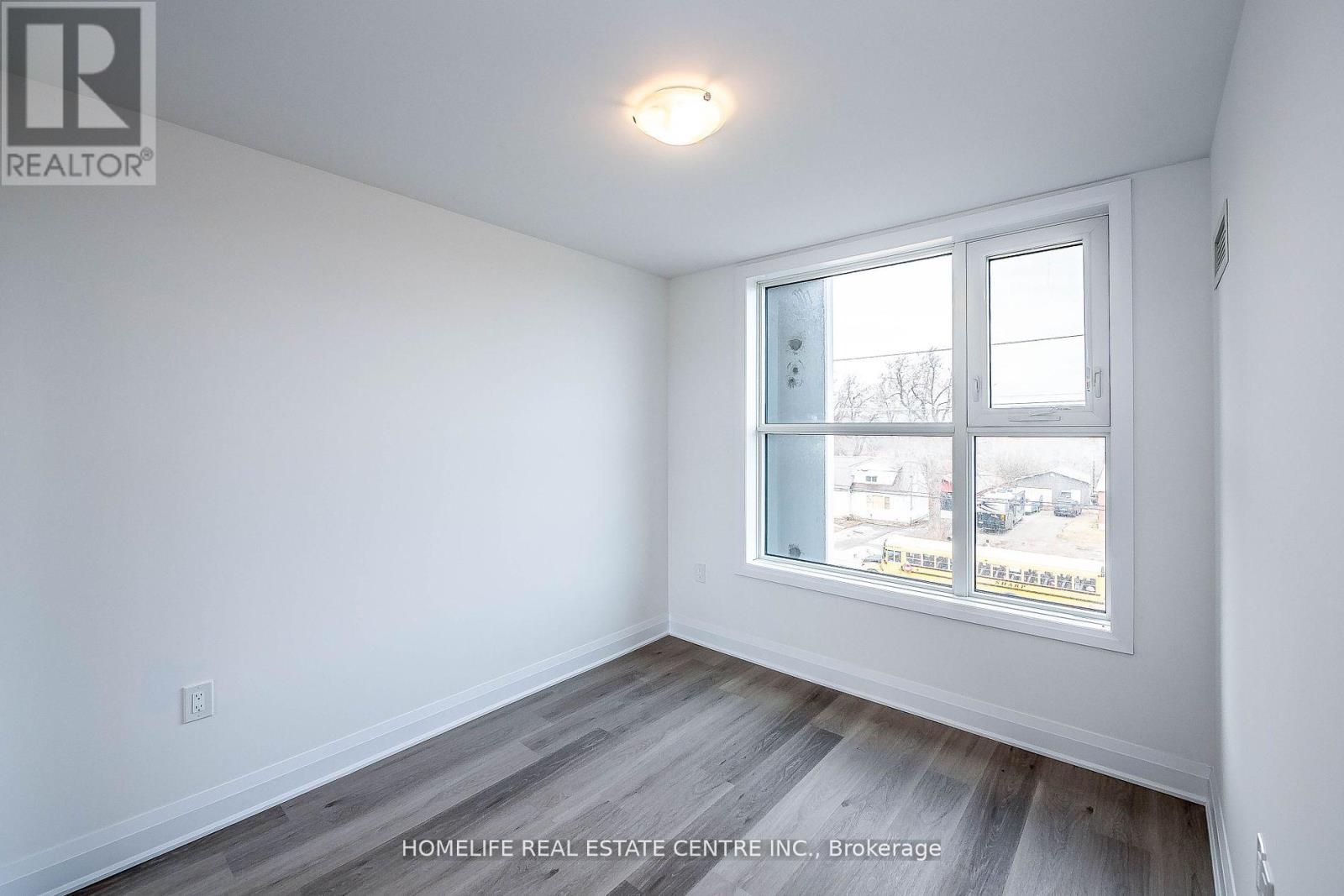 310 - 1936 Rymal Road, Hamilton, Ontario  L0R 1P0 - Photo 13 - X12405059