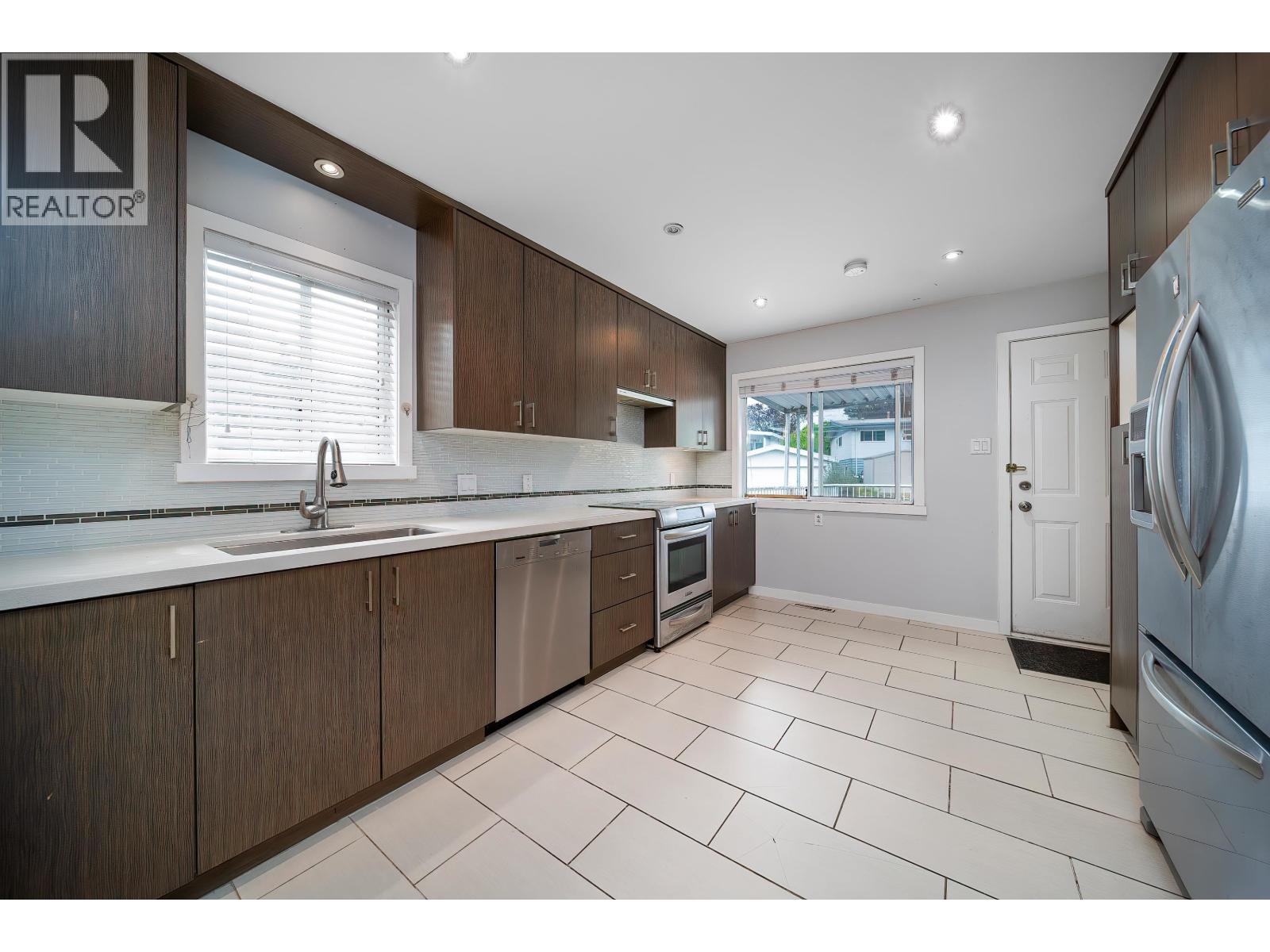 3063 Rosemont Drive, Vancouver, British Columbia  V5S 2C8 - Photo 11 - R3047837