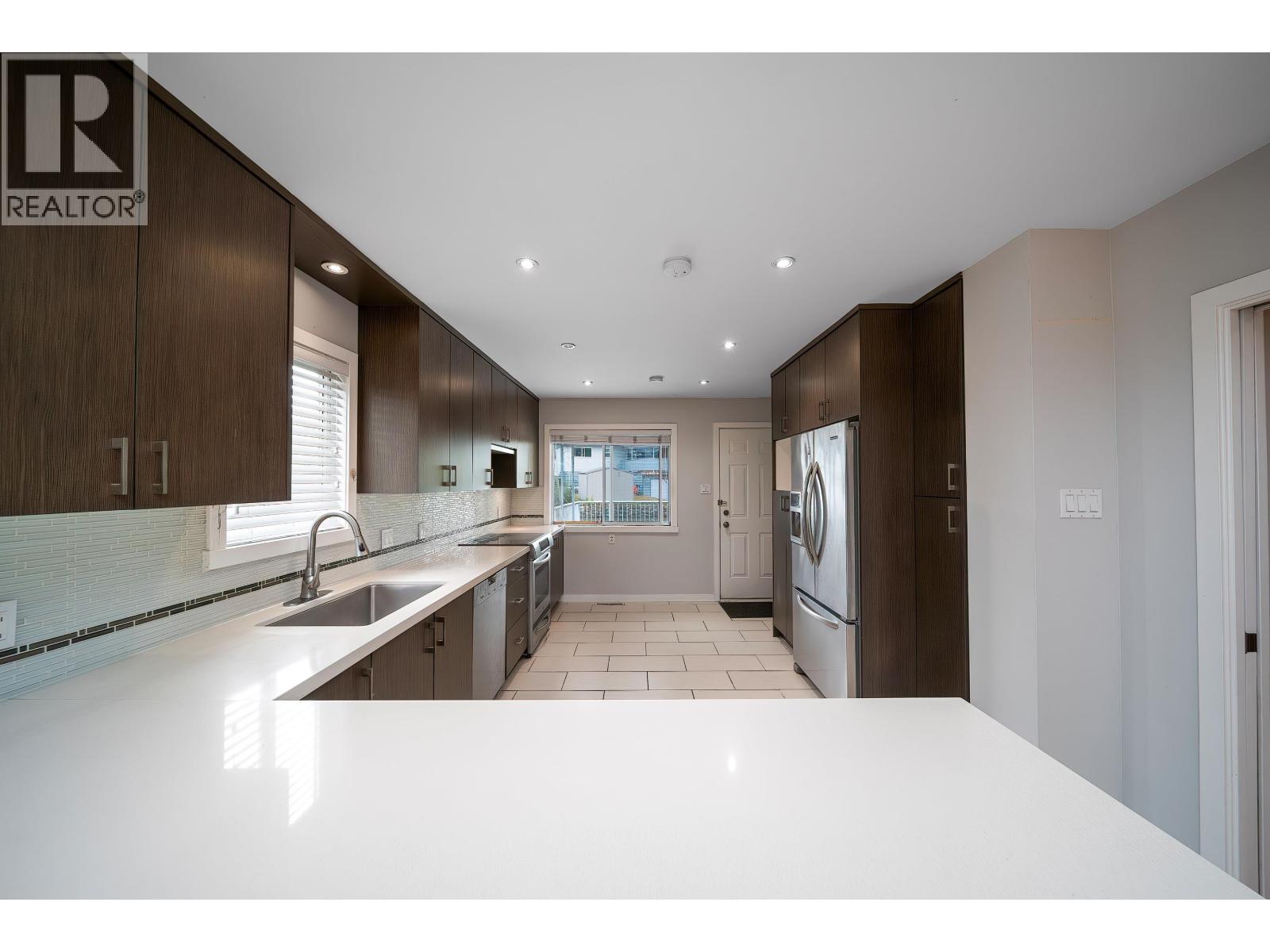 3063 Rosemont Drive, Vancouver, British Columbia  V5S 2C8 - Photo 9 - R3047837