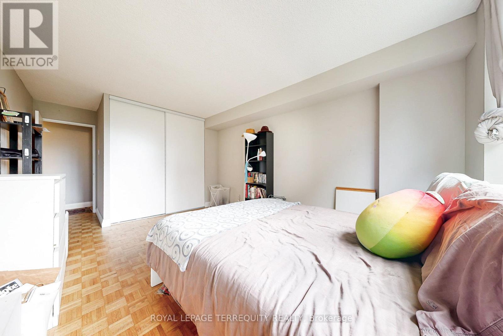 506 - 250 Jarvis Street, Toronto, Ontario  M5B 2L2 - Photo 10 - C12405180