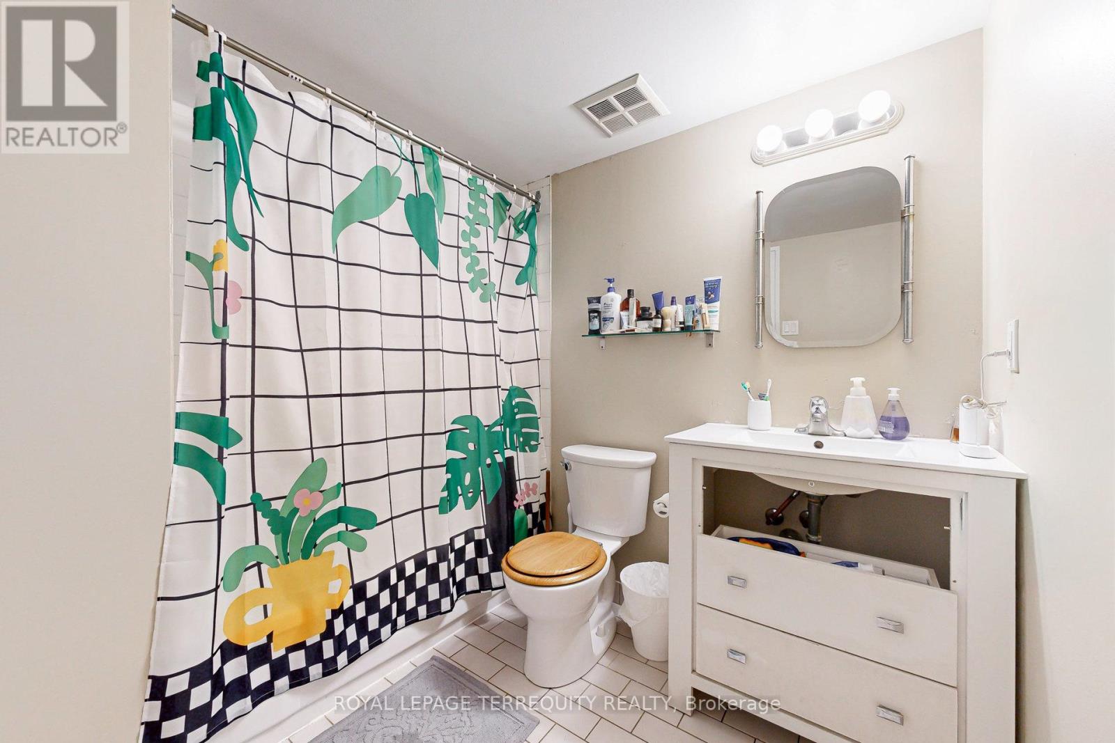 506 - 250 Jarvis Street, Toronto, Ontario  M5B 2L2 - Photo 13 - C12405180