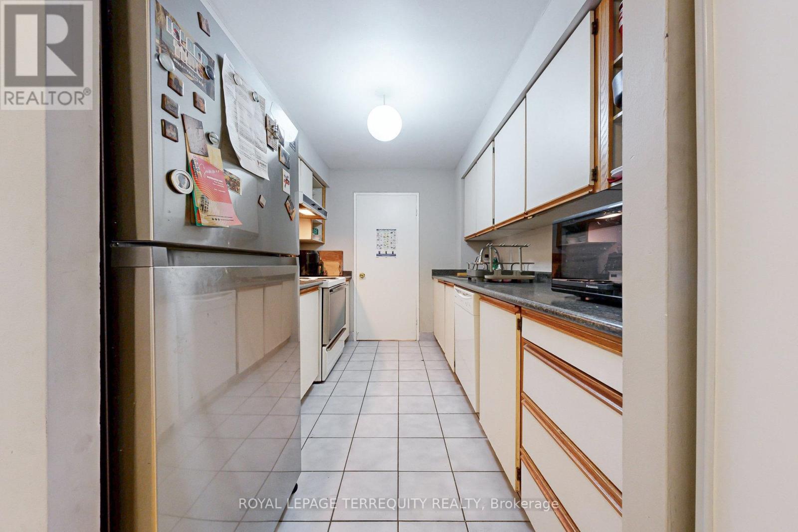 506 - 250 Jarvis Street, Toronto, Ontario  M5B 2L2 - Photo 5 - C12405180