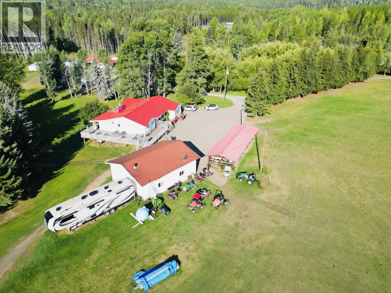 4521 E 16 Highway, Houston, British Columbia  V0J 1Z0 - Photo 3 - C8072201