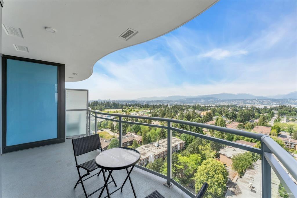 1902 13318 104 Avenue, Surrey, British Columbia  V3T 0R2 - Photo 1 - R3039036