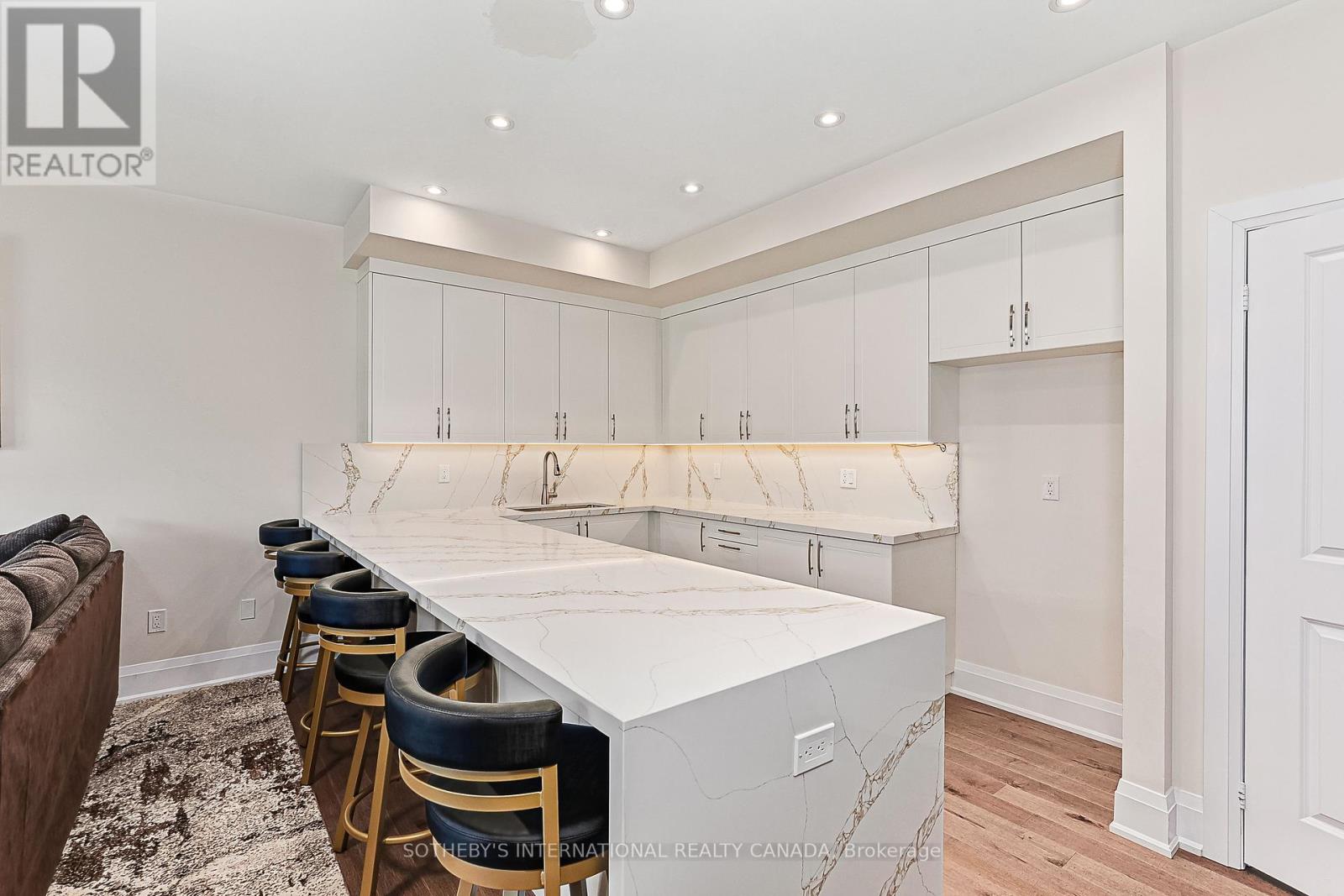 103 Stoneleigh Drive, Blue Mountains, Ontario  L9Y 4P5 - Photo 39 - X12401913