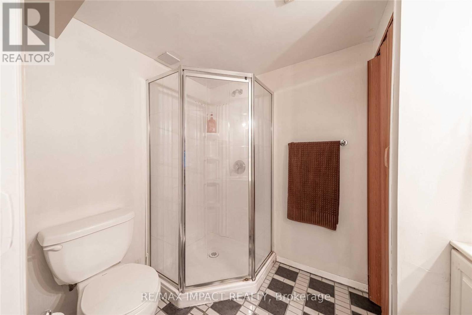 28 - 33 Taunton Road E, Oshawa, Ontario  L1G 3T6 - Photo 23 - E12405184