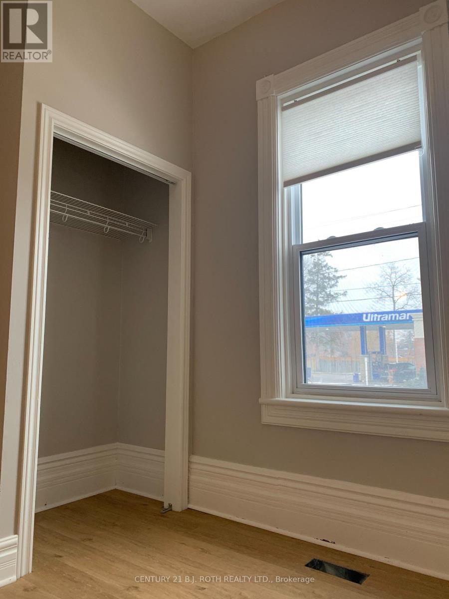 172 Dunlop Street W, Barrie, Ontario  L4N 1B3 - Photo 18 - S12405194