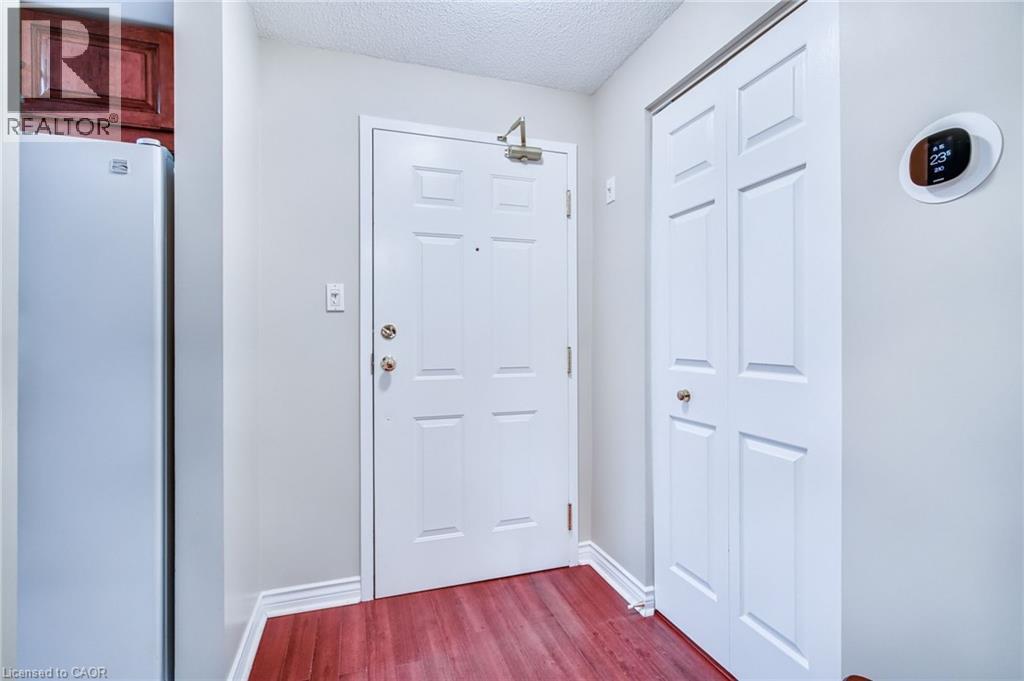 970 Golf Links Road Unit# 205, Ancaster, Ontario  L9K 1J8 - Photo 11 - 40770119