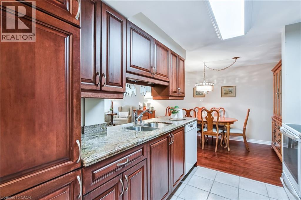 970 Golf Links Road Unit# 205, Ancaster, Ontario  L9K 1J8 - Photo 14 - 40770119