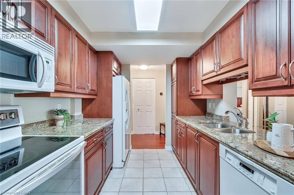 970 Golf Links Road Unit# 205, Ancaster, Ontario  L9K 1J8 - Photo 16 - 40770119