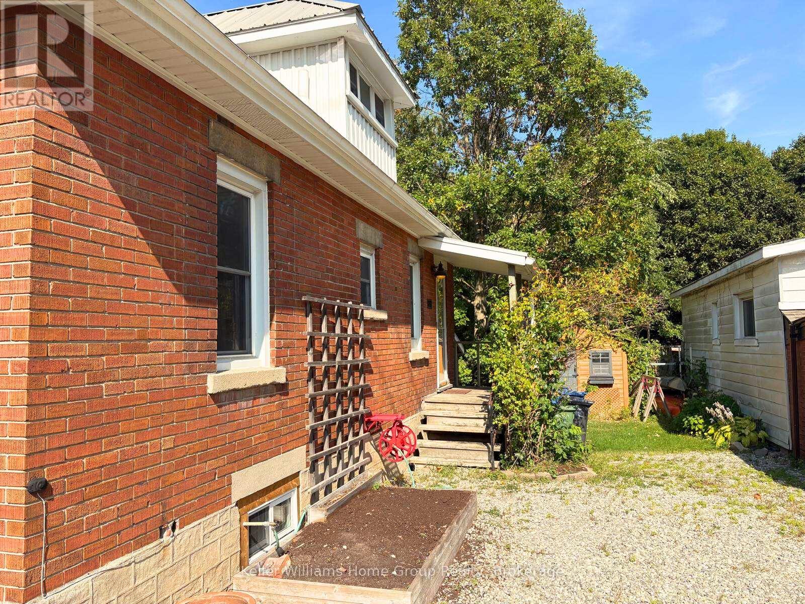 195 Edinburgh Road N, Guelph, Ontario  N1H 5R8 - Photo 11 - X12405240
