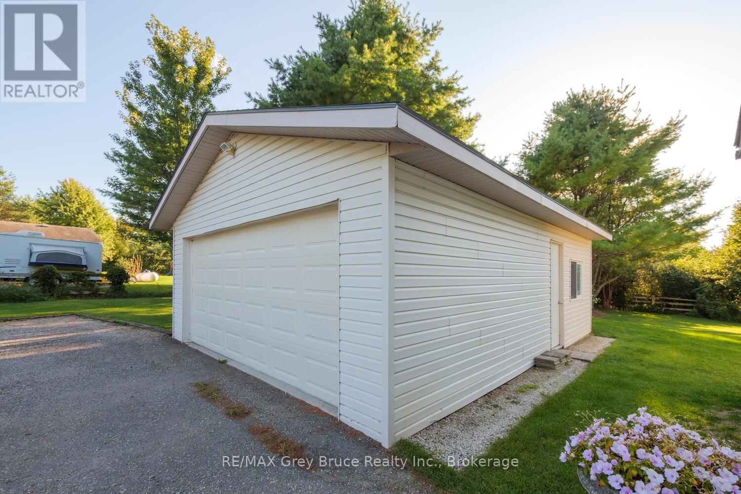 597334 Grey Road 29 Road, Meaford, Ontario  N0H 1E0 - Photo 38 - X12405243
