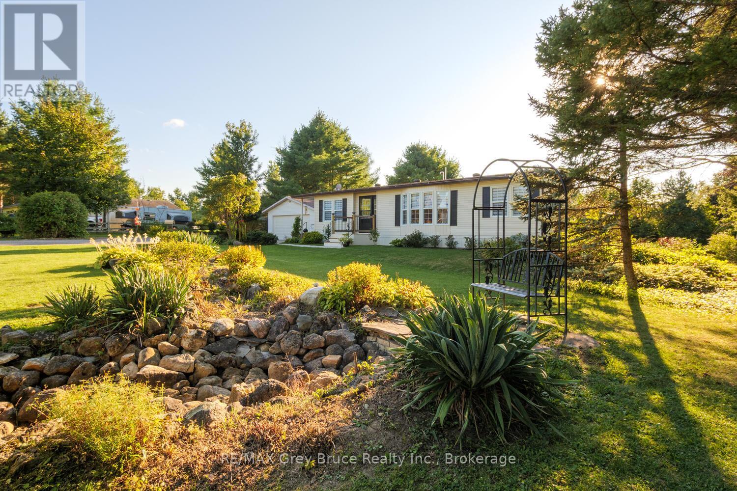 597334 Grey Road 29 Road, Meaford, Ontario  N0H 1E0 - Photo 5 - X12405243