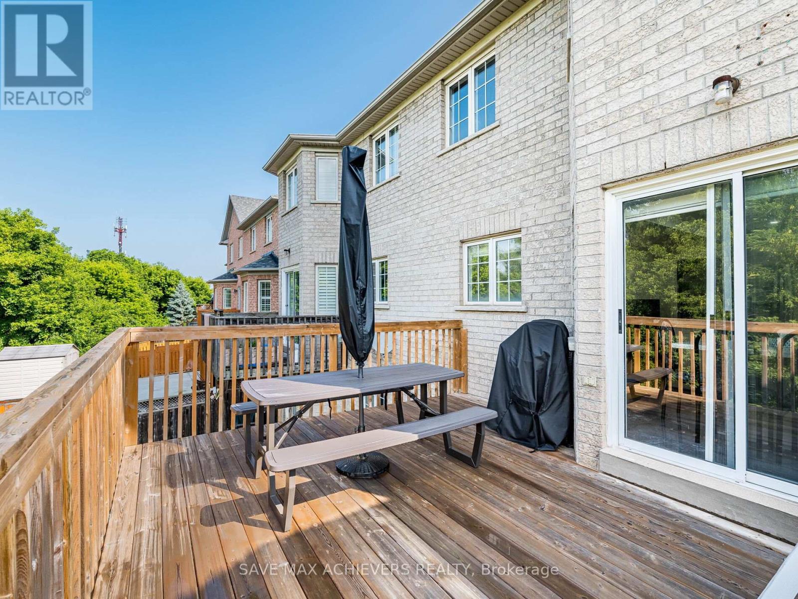 65 Eastview Gate, Brampton, Ontario  L6P 1N5 - Photo 38 - W12405175