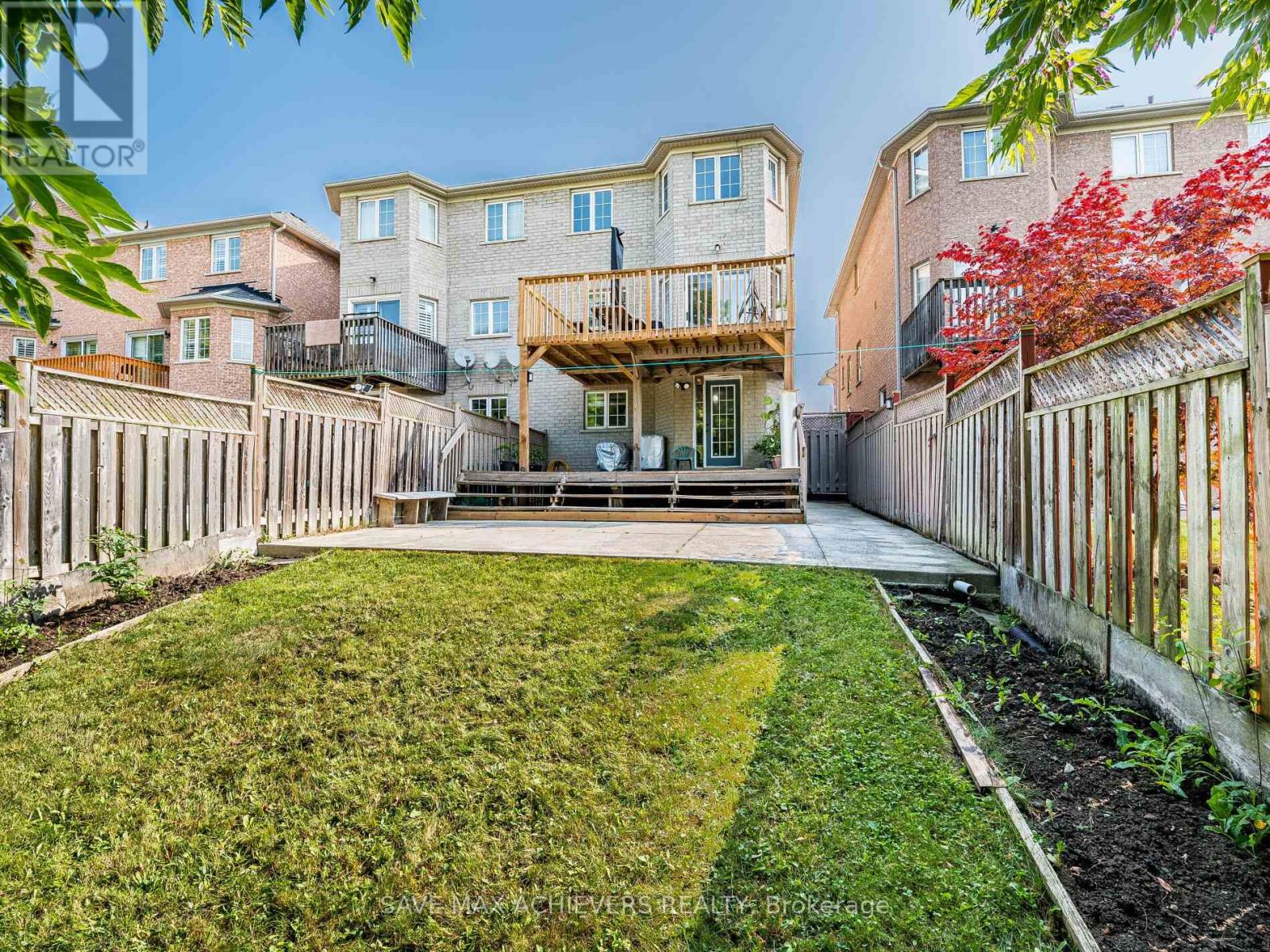 65 Eastview Gate, Brampton, Ontario  L6P 1N5 - Photo 45 - W12405175
